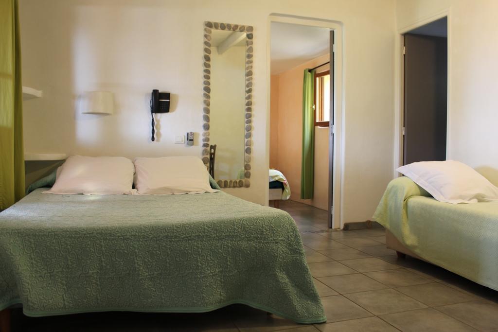 Les Bungalows De Figha Tarcu Rom bilde